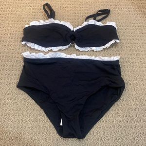 Girls Black & White Ruffle Submarine Bikini